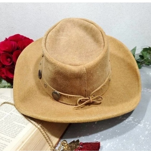 MINNETONKA NICKEL LEATHER HAT - Picture 1 of 4